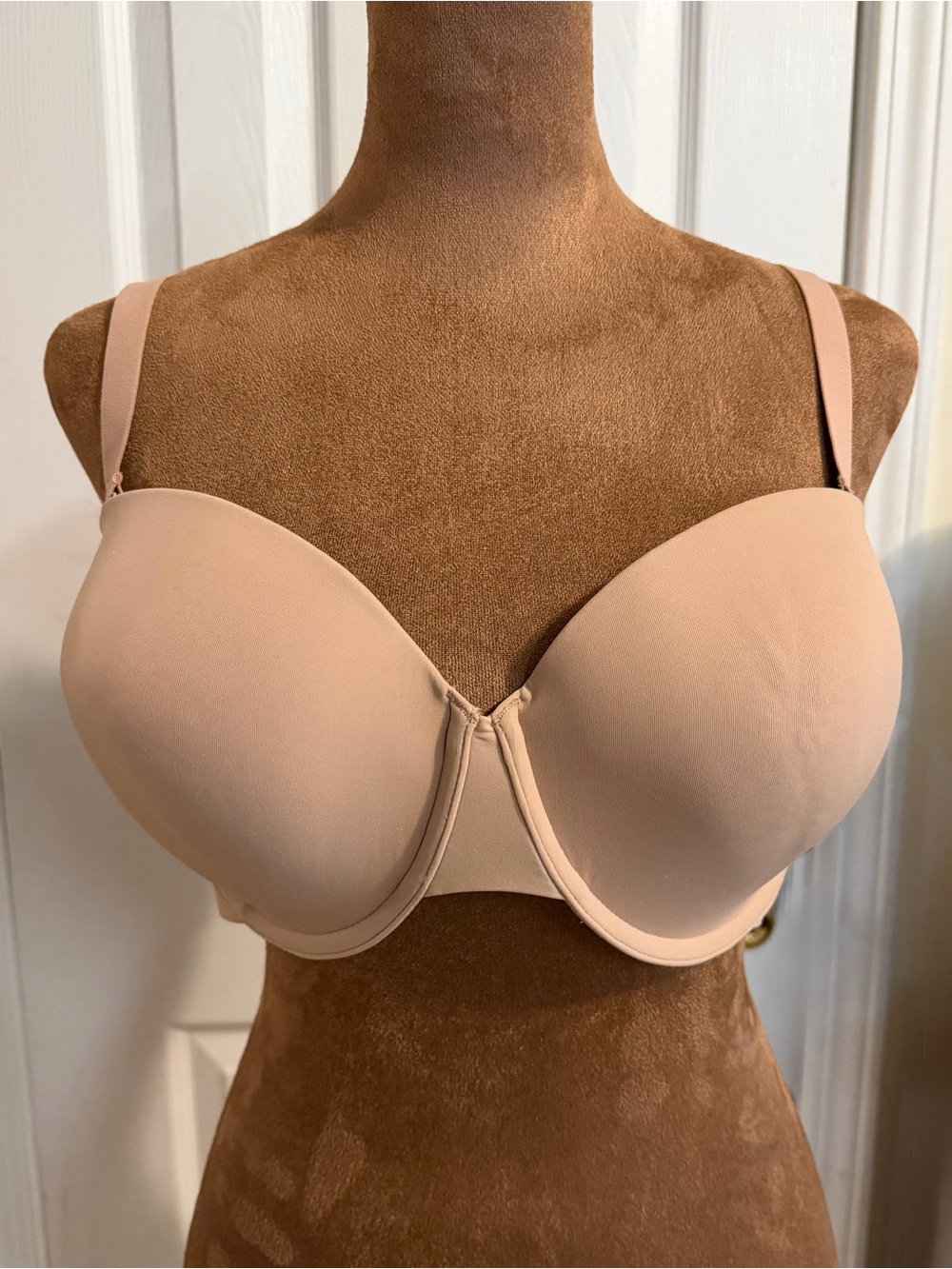 Wacoal Comfort First Convertible/Strapless Light Nude T-Shirt Bra Sz 36DDD (F)